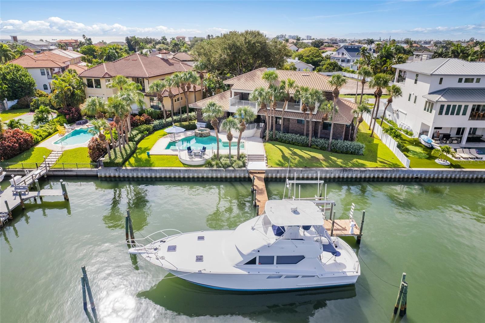 833 PONCE DE LEON DR, TIERRA VERDE, FL, 33715