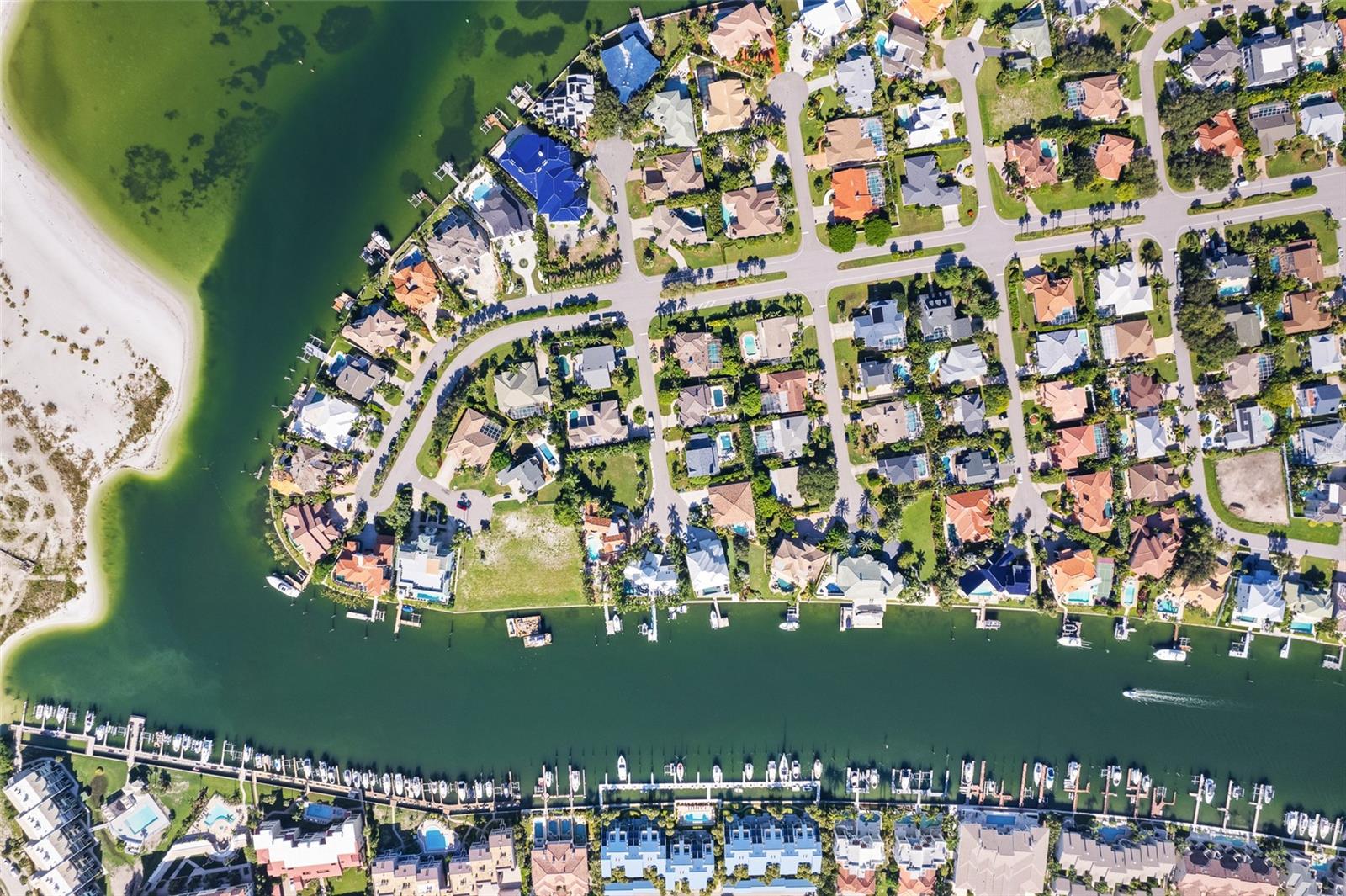 833 PONCE DE LEON DR, TIERRA VERDE, FL, 33715