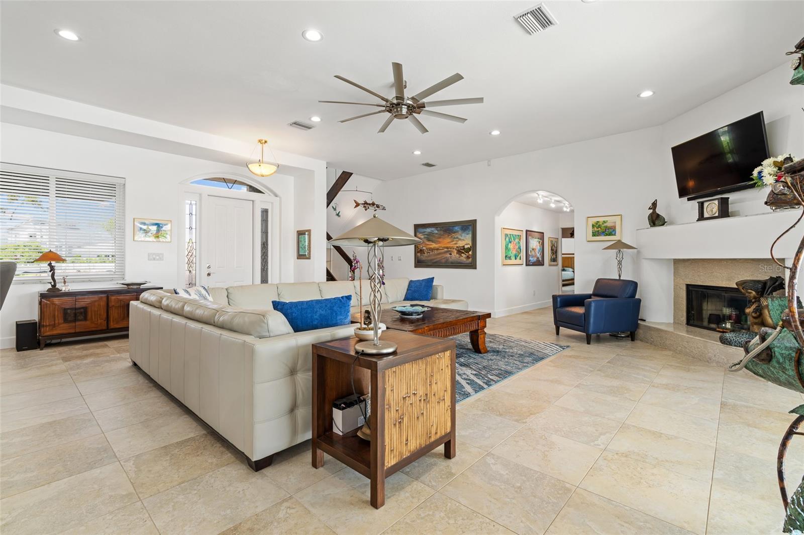 833 PONCE DE LEON DR, TIERRA VERDE, FL, 33715