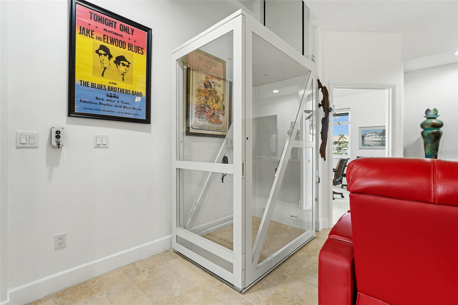 833 PONCE DE LEON DR, TIERRA VERDE, FL, 33715