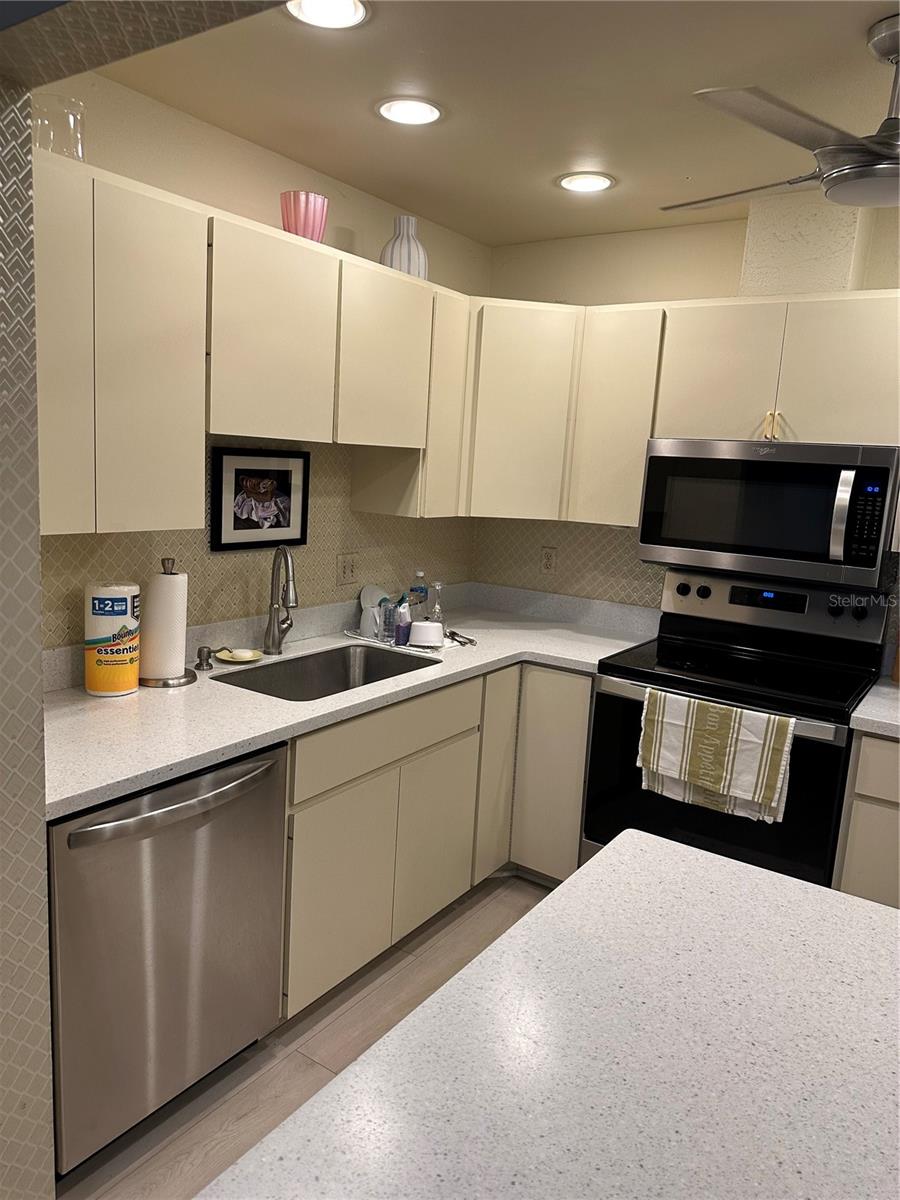 1211 CAPRI ISLES BLVD #122, VENICE, FL, 34292