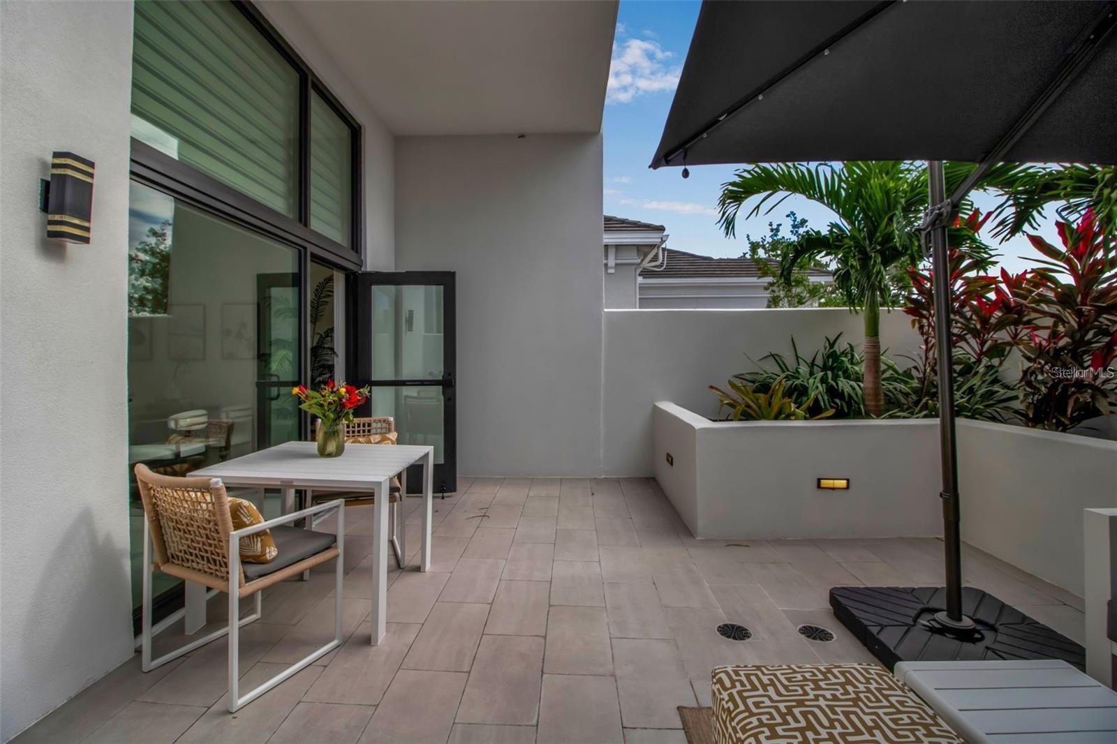1558 4TH ST #208, SARASOTA, FL, 34236