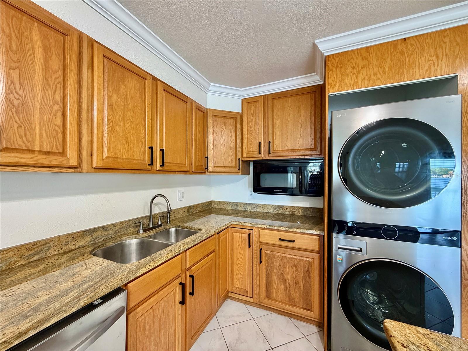 5117 SALMON DR SE #D, ST PETERSBURG, FL, 33705