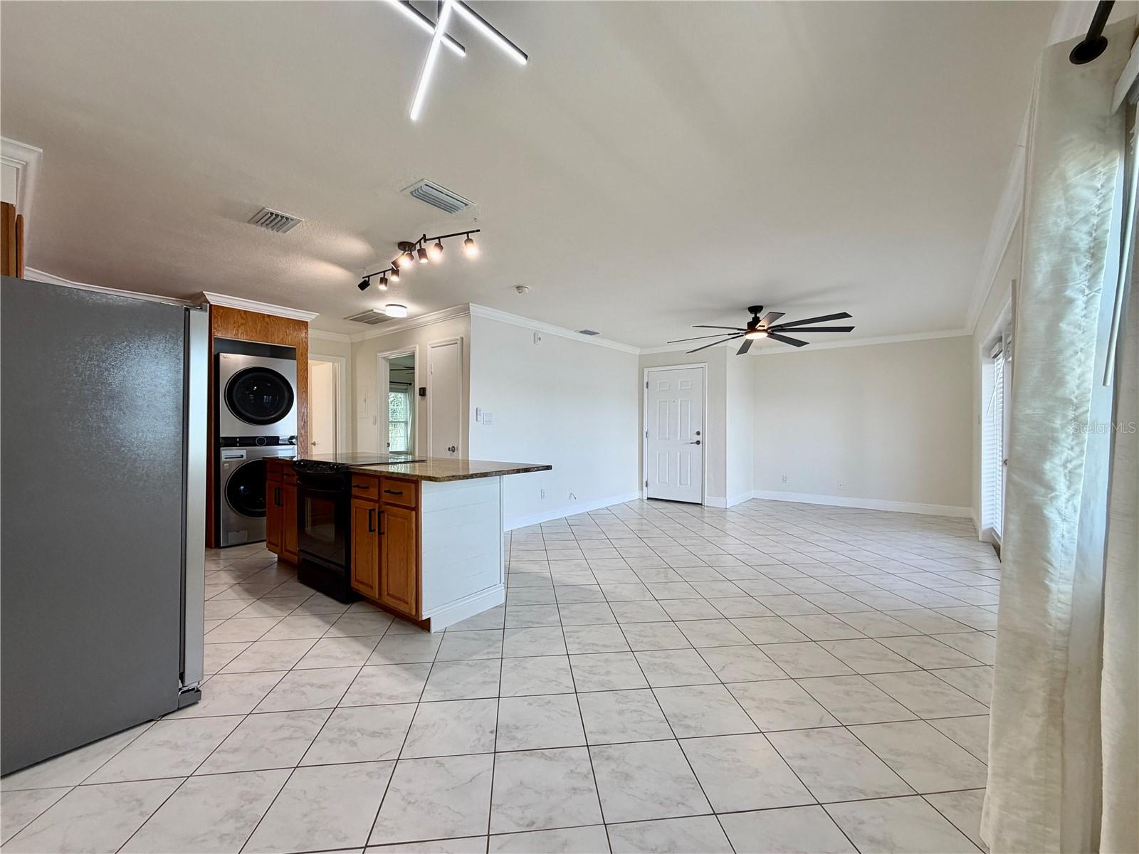 5117 SALMON DR SE #D, ST PETERSBURG, FL, 33705