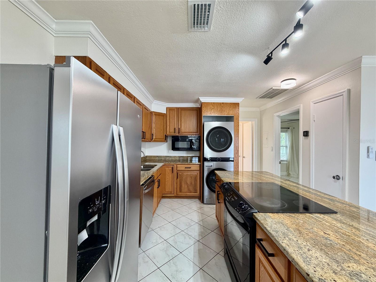 5117 SALMON DR SE #D, ST PETERSBURG, FL, 33705