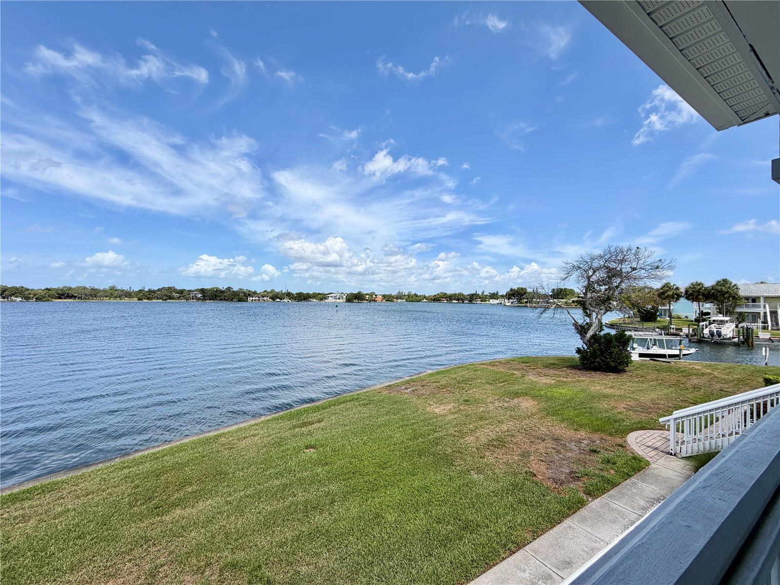 5117 SALMON DR SE #D, ST PETERSBURG, FL, 33705