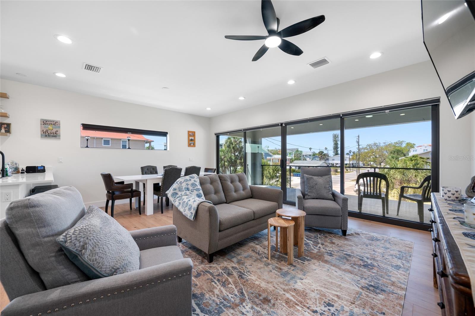 2200 BAY BLVD #A, INDIAN ROCKS BEACH, FL, 33785