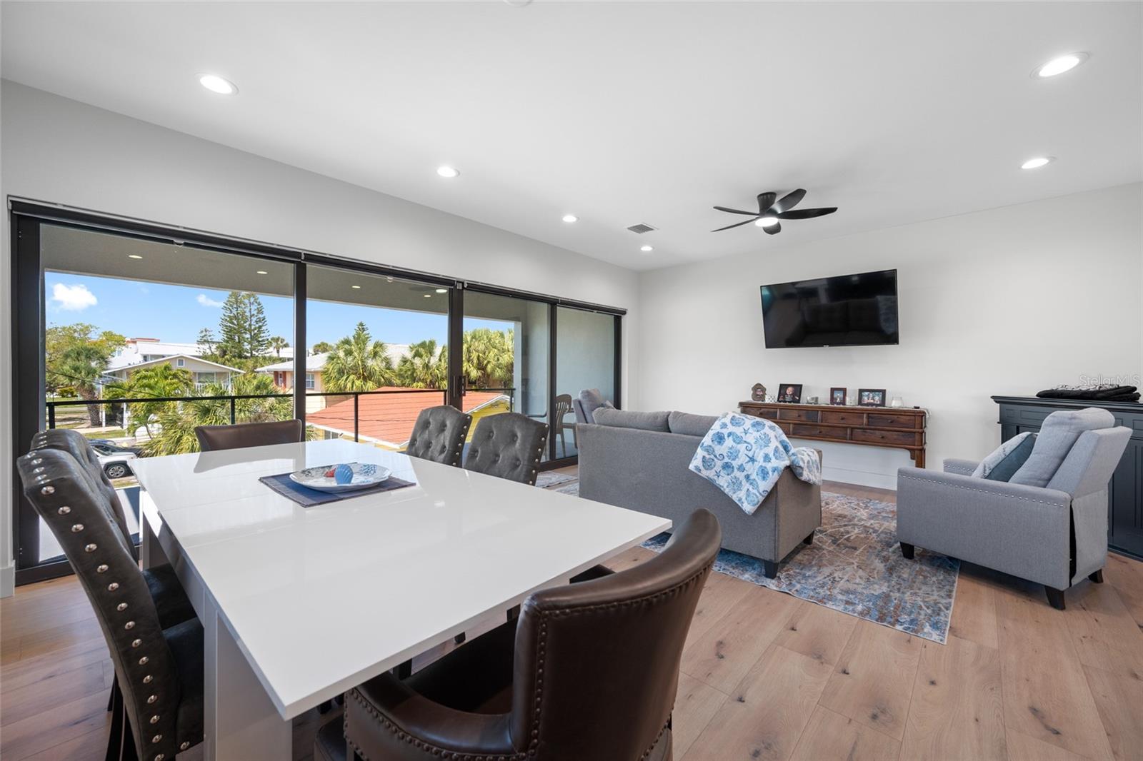 2200 BAY BLVD #A, INDIAN ROCKS BEACH, FL, 33785