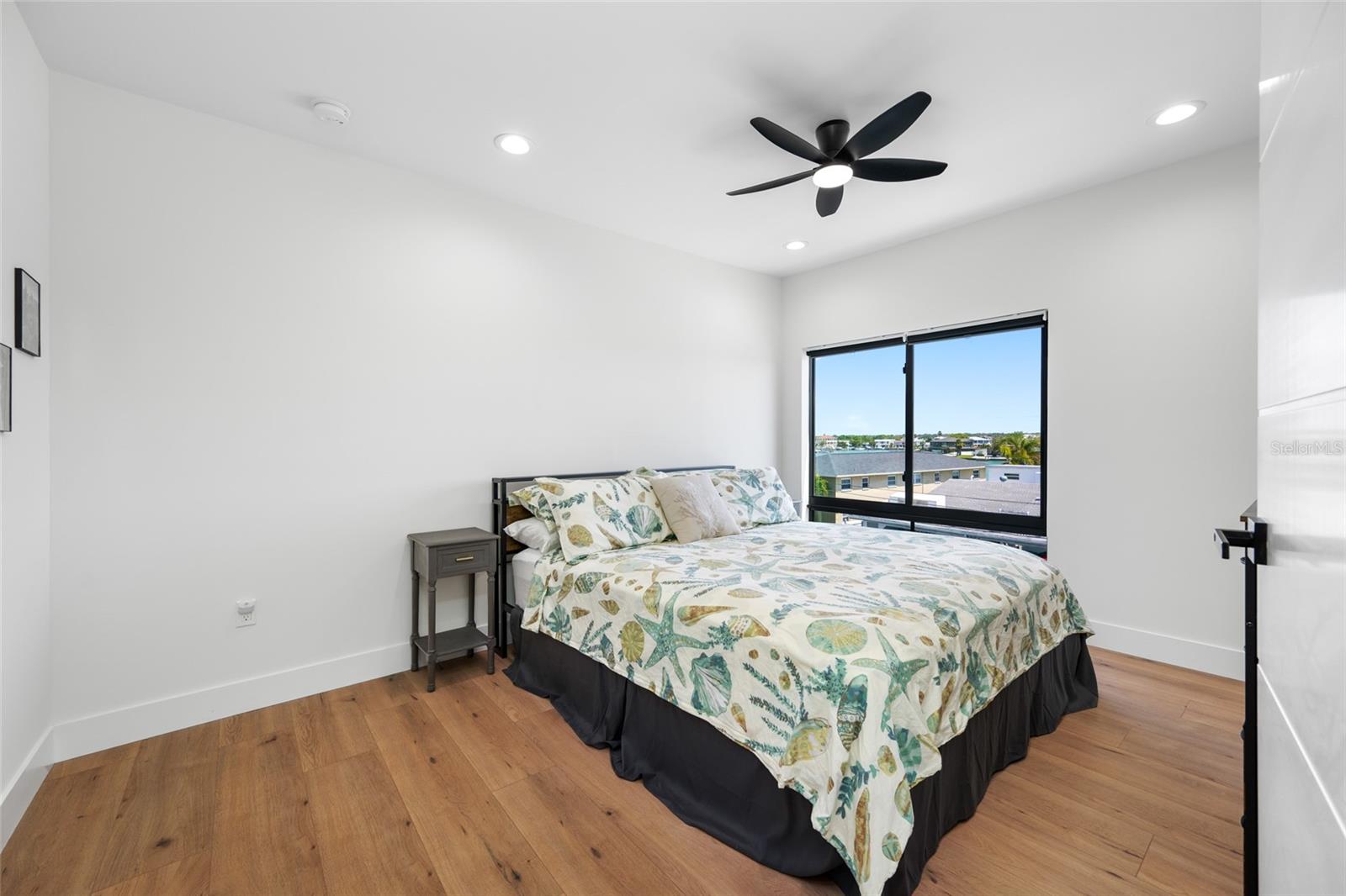 2200 BAY BLVD #A, INDIAN ROCKS BEACH, FL, 33785