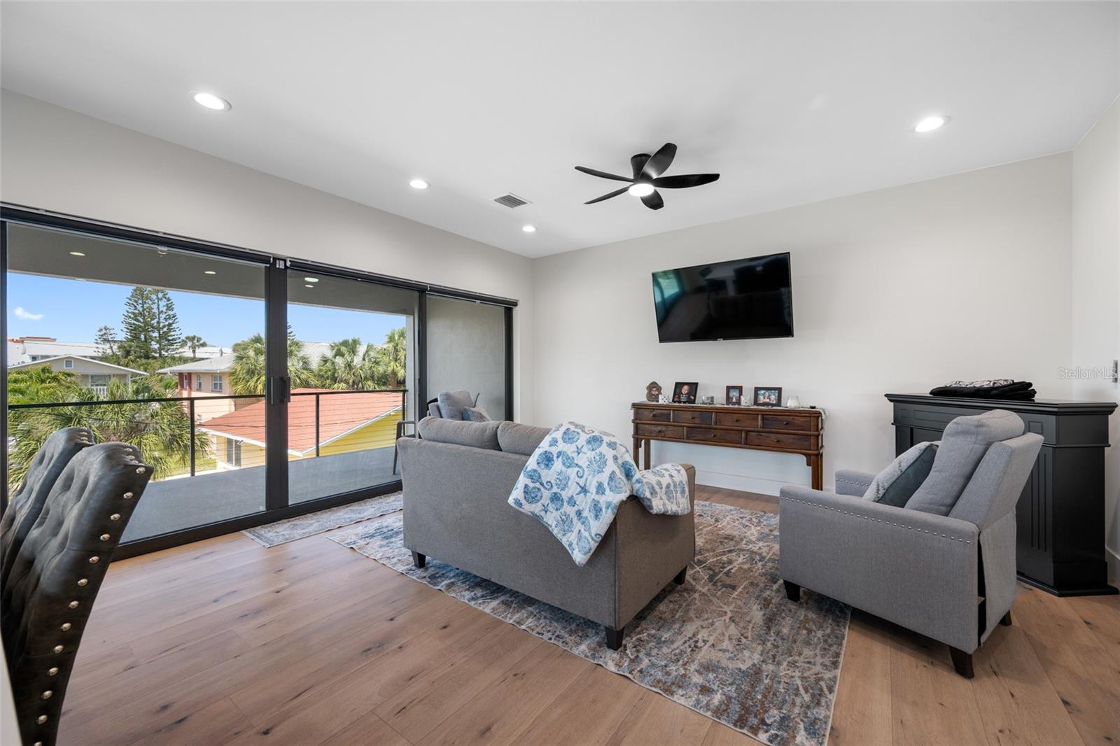 2200 BAY BLVD #A, INDIAN ROCKS BEACH, FL, 33785