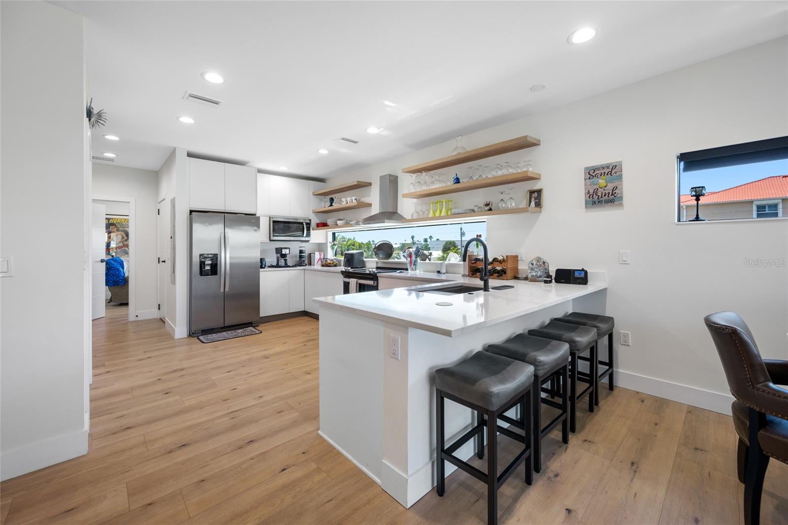 2200 BAY BLVD #A, INDIAN ROCKS BEACH, FL, 33785