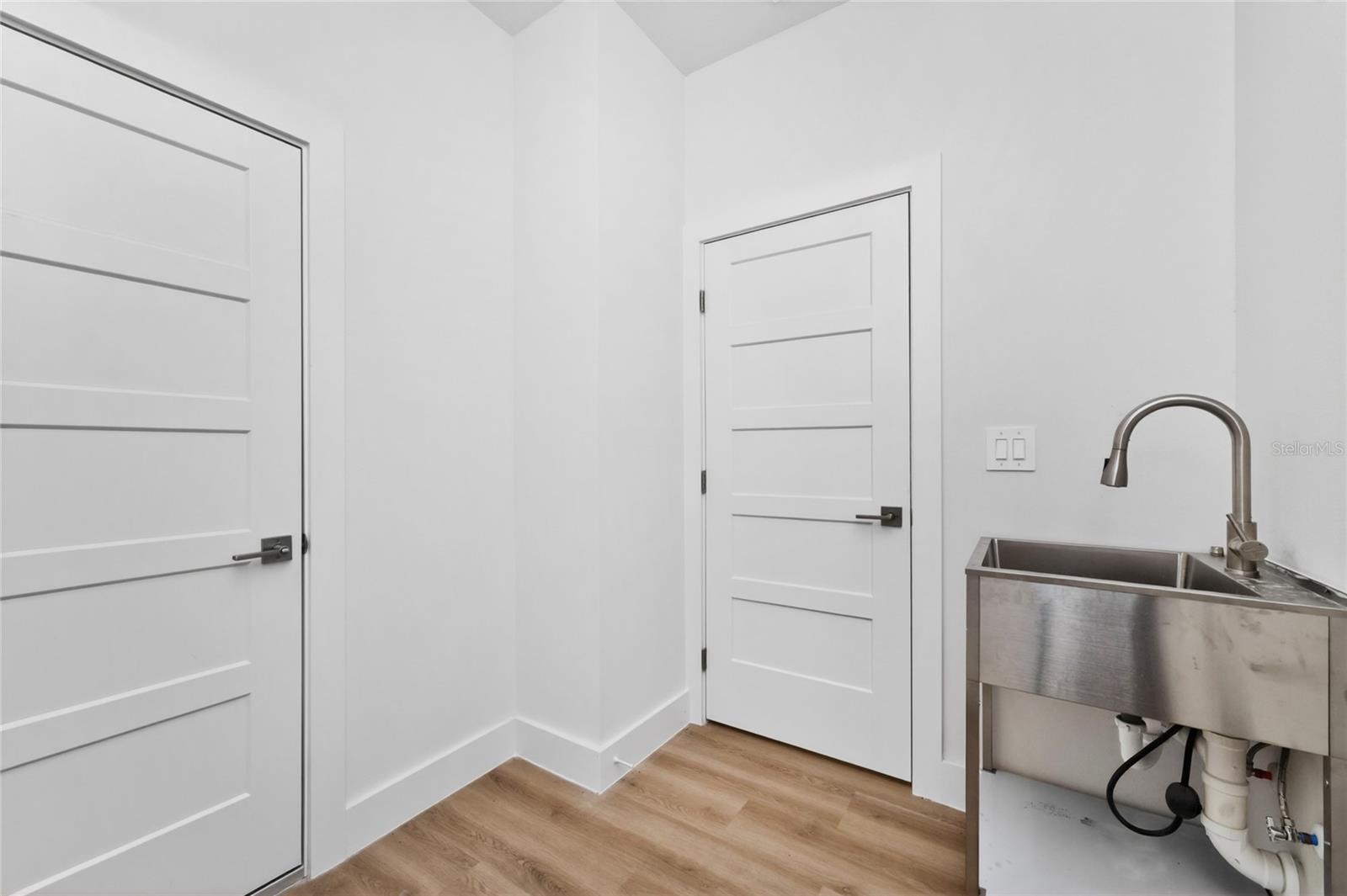 203 REDWOOD RD, ROTONDA WEST, FL, 33947