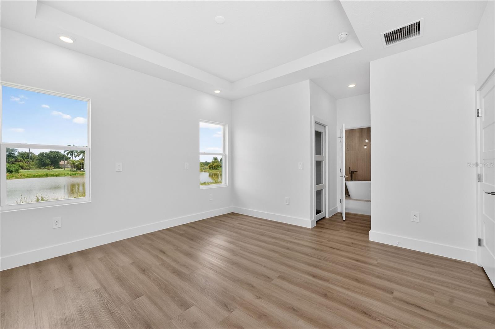 203 REDWOOD RD, ROTONDA WEST, FL, 33947