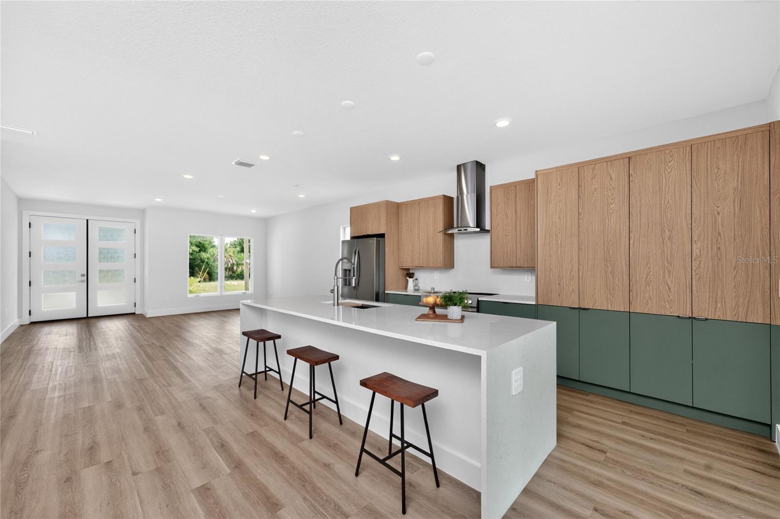 203 REDWOOD RD, ROTONDA WEST, FL, 33947