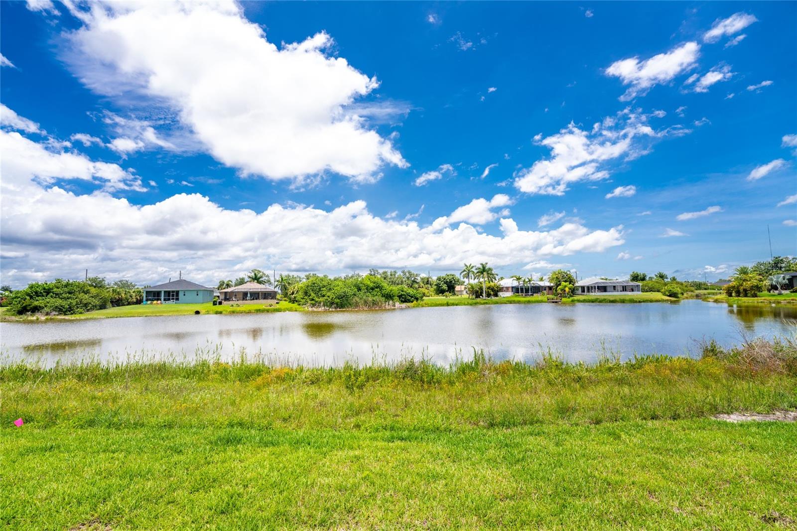 203 REDWOOD RD, ROTONDA WEST, FL, 33947