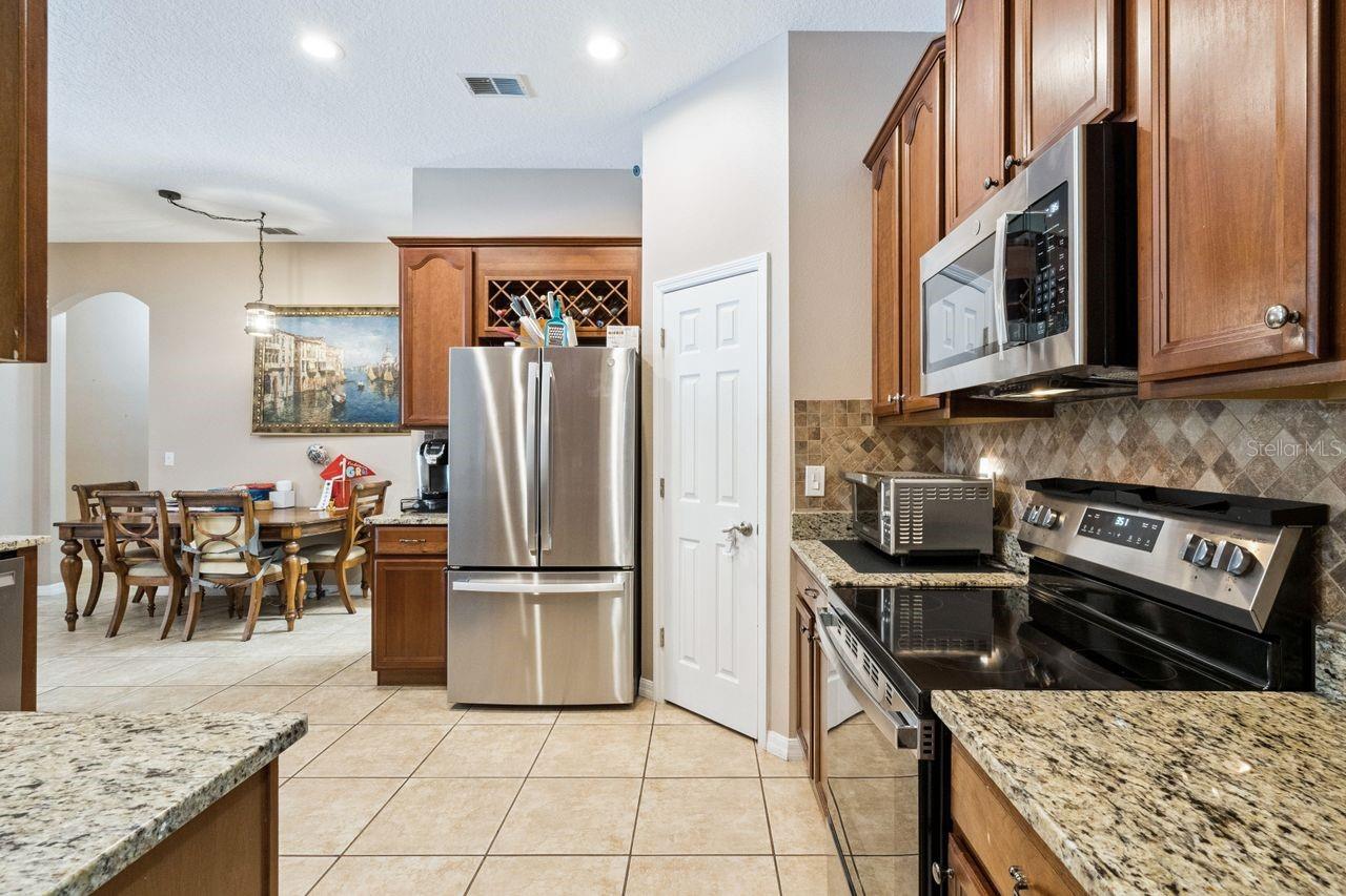 8484 DOVER VIEW LN, ORLANDO, FL, 32829