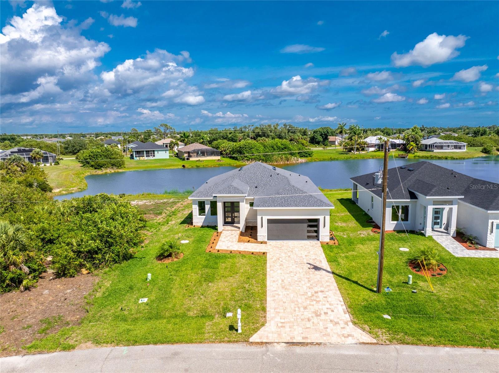205 REDWOOD RD, ROTONDA WEST, FL, 33947