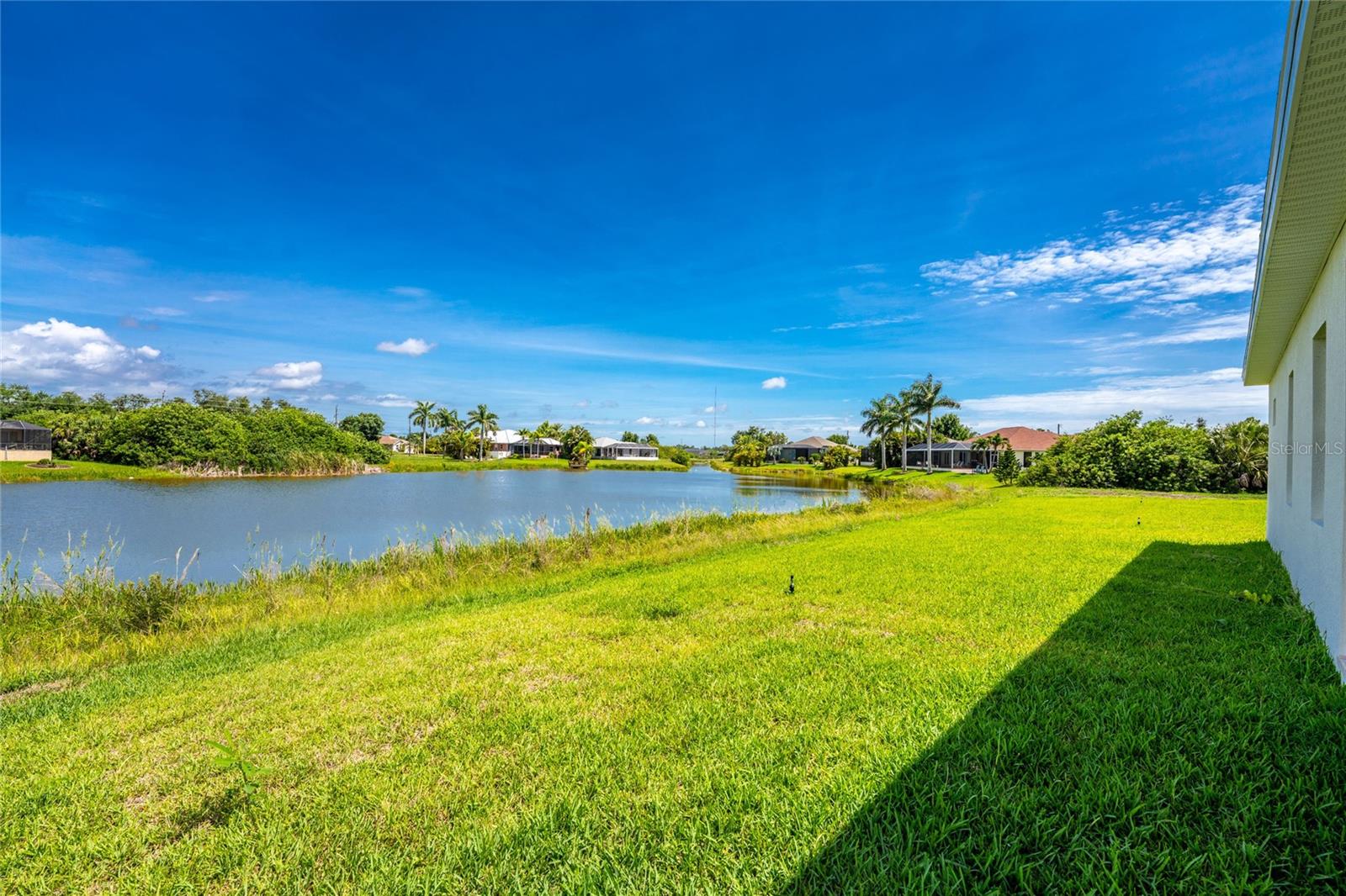 205 REDWOOD RD, ROTONDA WEST, FL, 33947