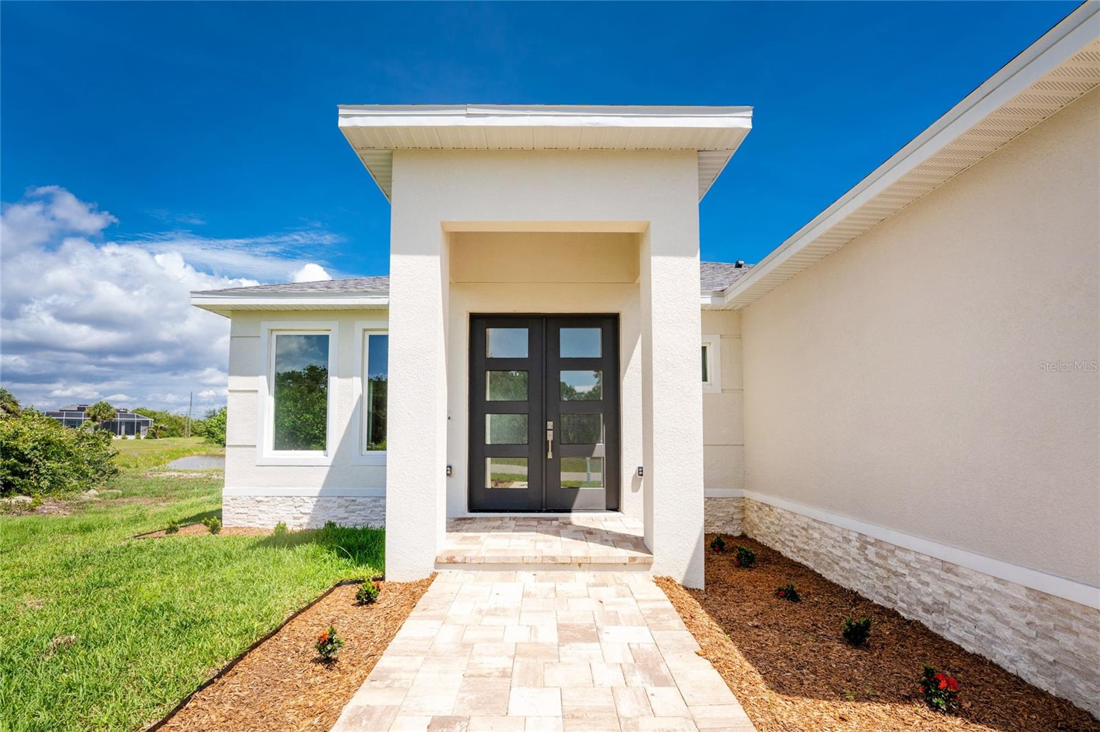 205 REDWOOD RD, ROTONDA WEST, FL, 33947