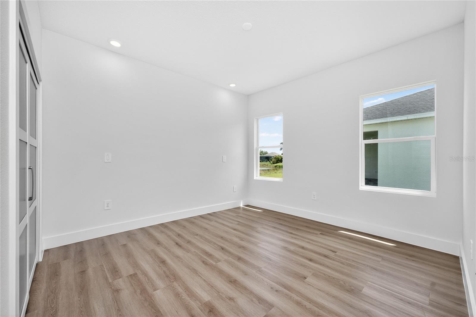 205 REDWOOD RD, ROTONDA WEST, FL, 33947