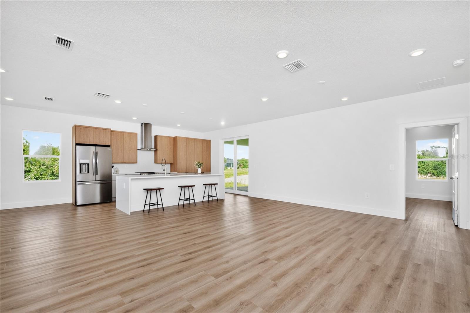 205 REDWOOD RD, ROTONDA WEST, FL, 33947