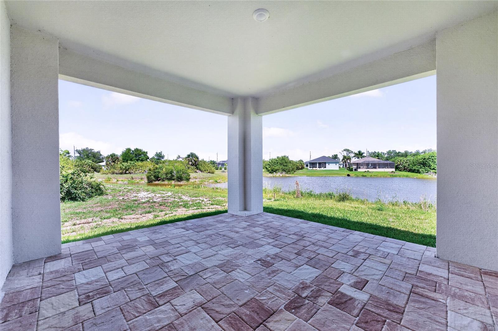 205 REDWOOD RD, ROTONDA WEST, FL, 33947