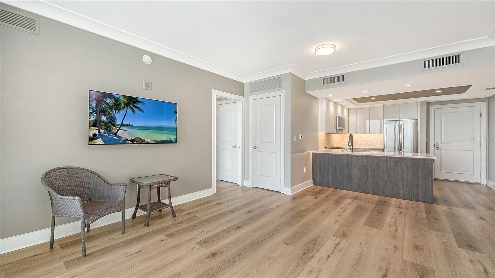 1350 MAIN ST #1407, SARASOTA, FL, 34236