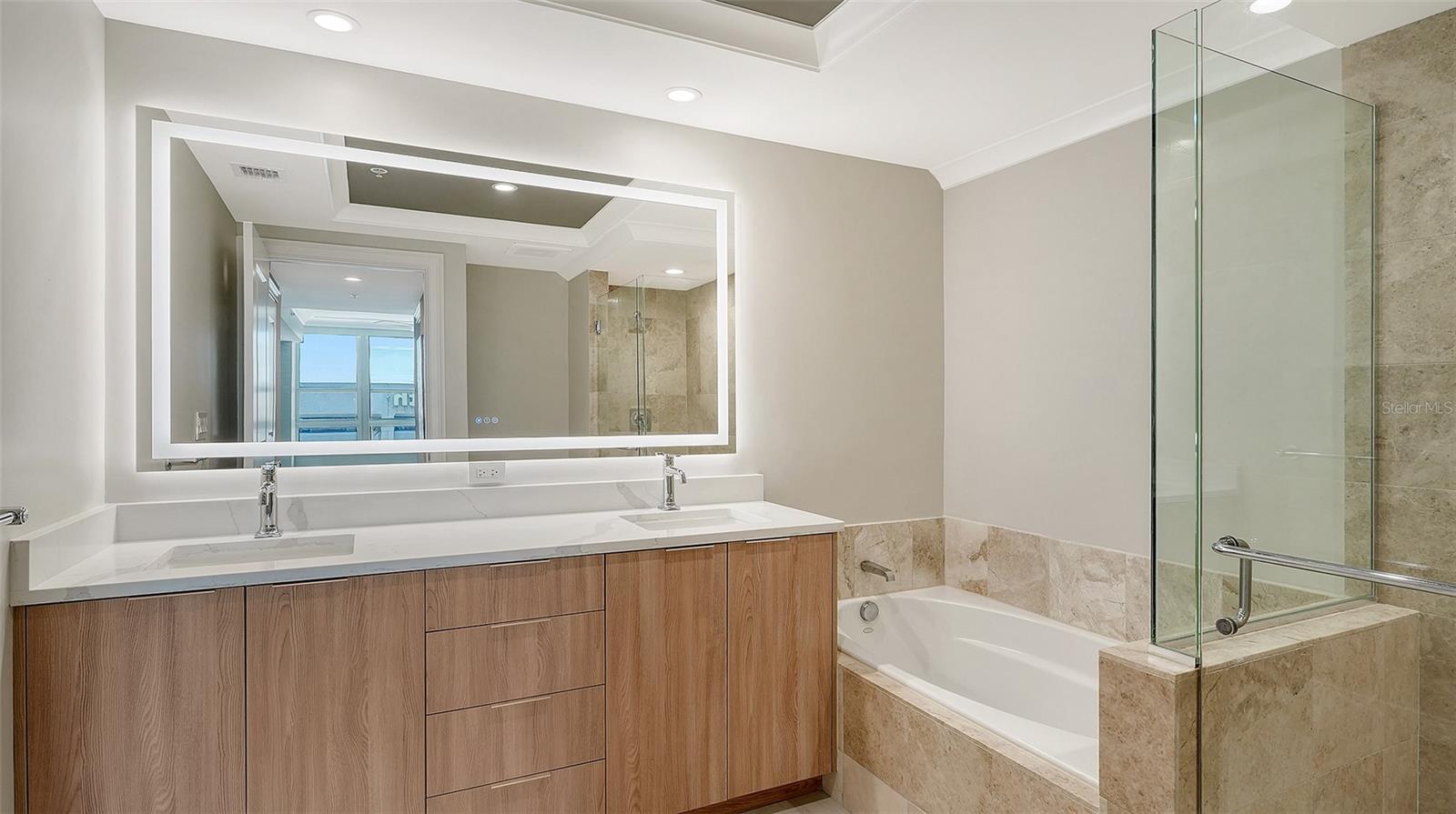 1350 MAIN ST #1407, SARASOTA, FL, 34236
