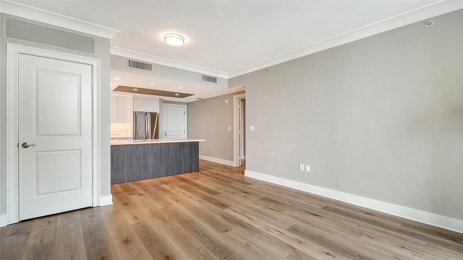1350 MAIN ST #1407, SARASOTA, FL, 34236