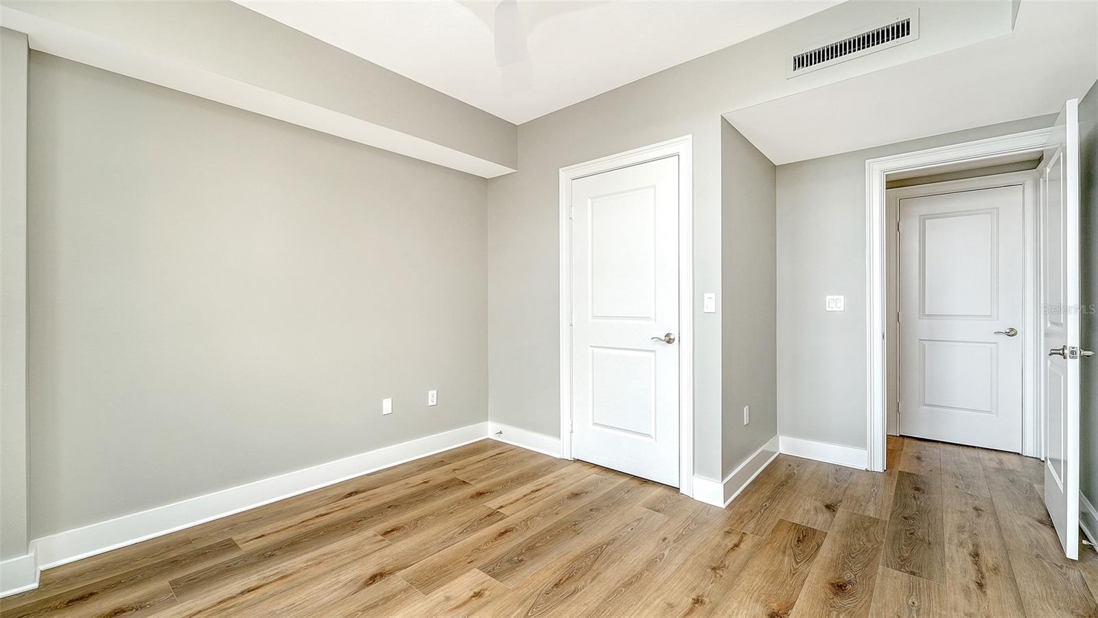 1350 MAIN ST #1407, SARASOTA, FL, 34236