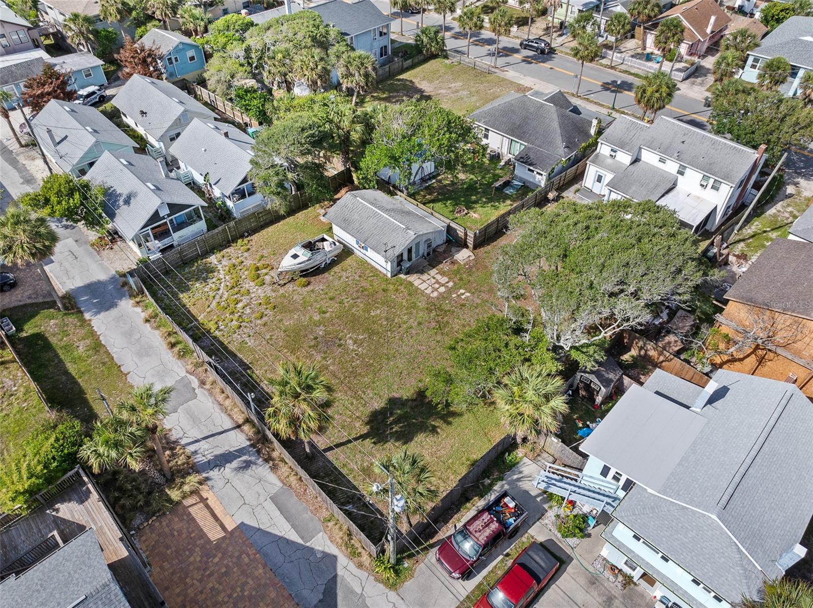 129 S WILD OLIVE AVE, DAYTONA BEACH, FL, 32118