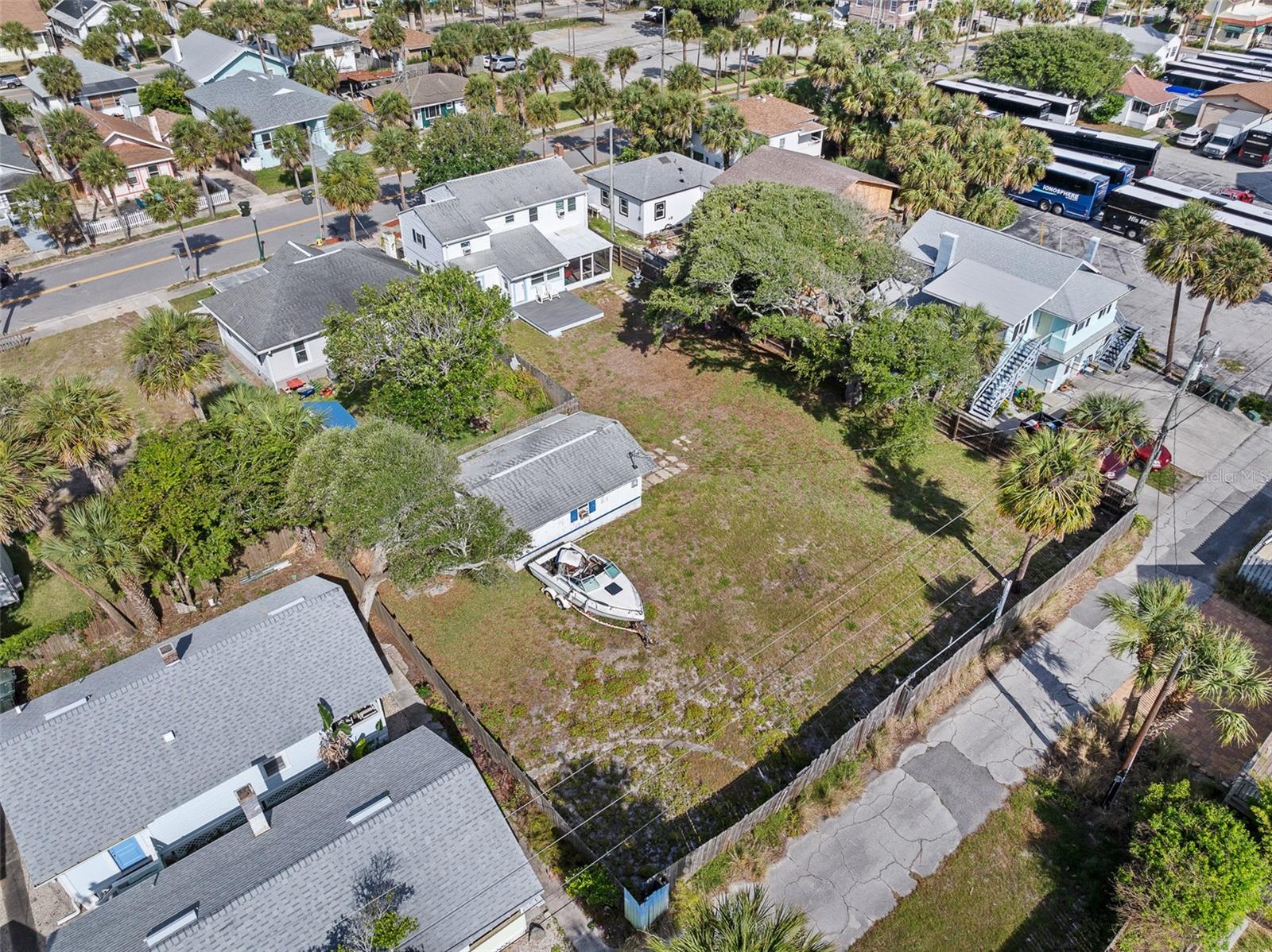 129 S WILD OLIVE AVE, DAYTONA BEACH, FL, 32118