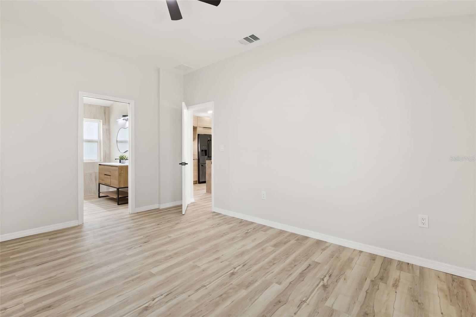 384 MAGNOLIA PL, DEBARY, FL, 32713