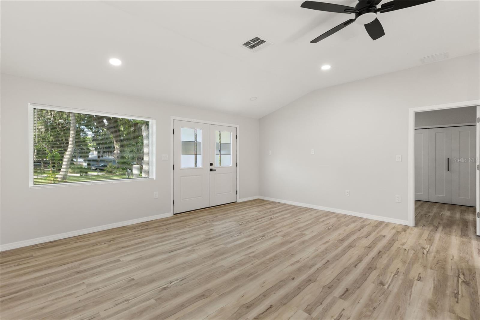 384 MAGNOLIA PL, DEBARY, FL, 32713