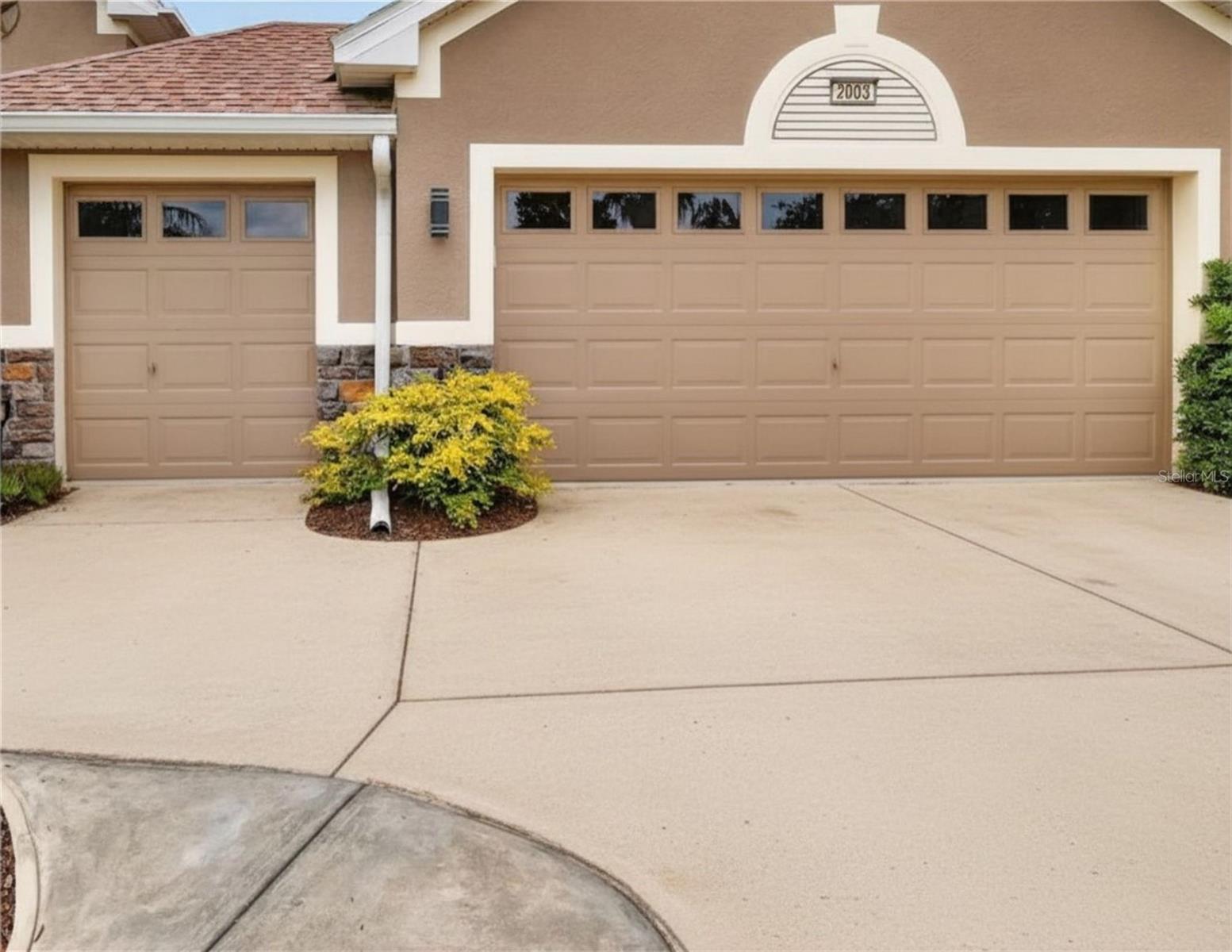 2003 BAYSIDE AVE, MOUNT DORA, FL, 32757