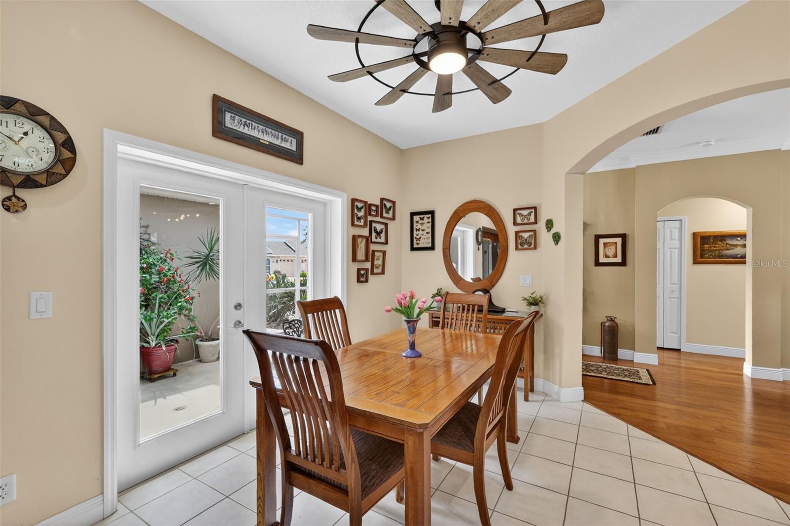 2003 BAYSIDE AVE, MOUNT DORA, FL, 32757