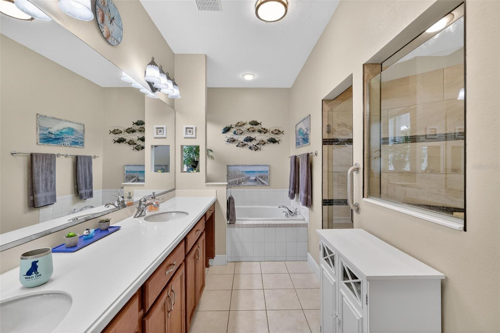 2003 BAYSIDE AVE, MOUNT DORA, FL, 32757
