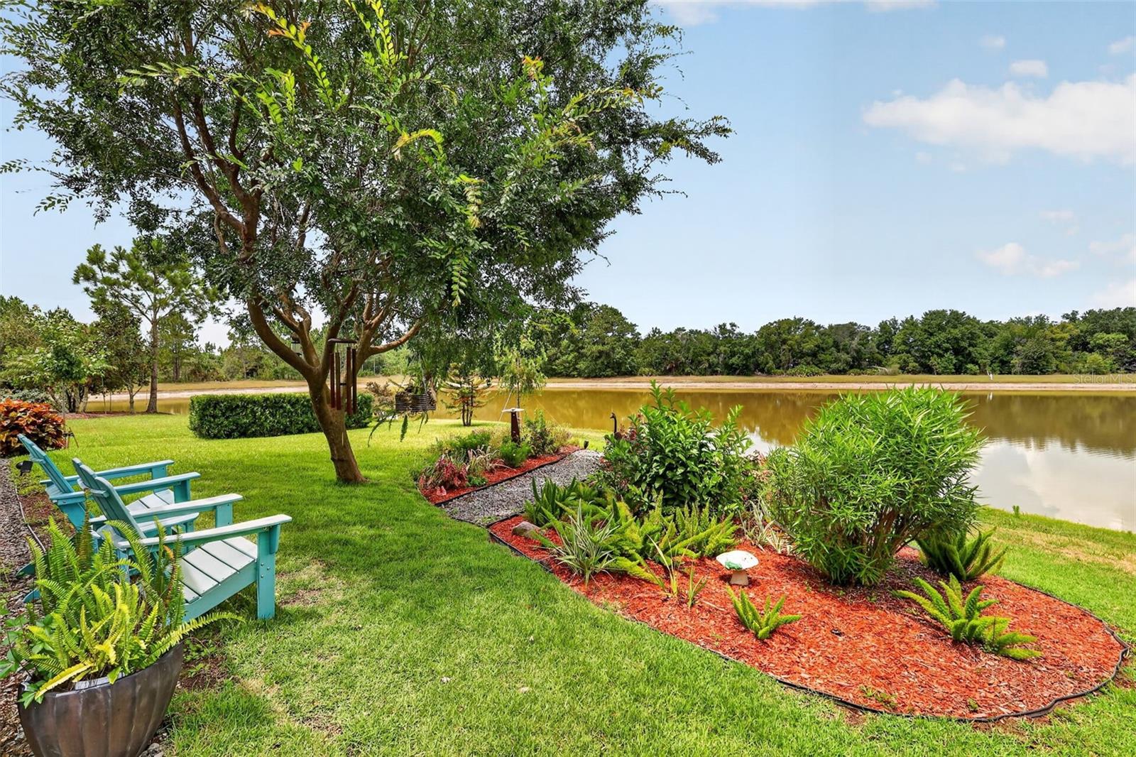 2003 BAYSIDE AVE, MOUNT DORA, FL, 32757