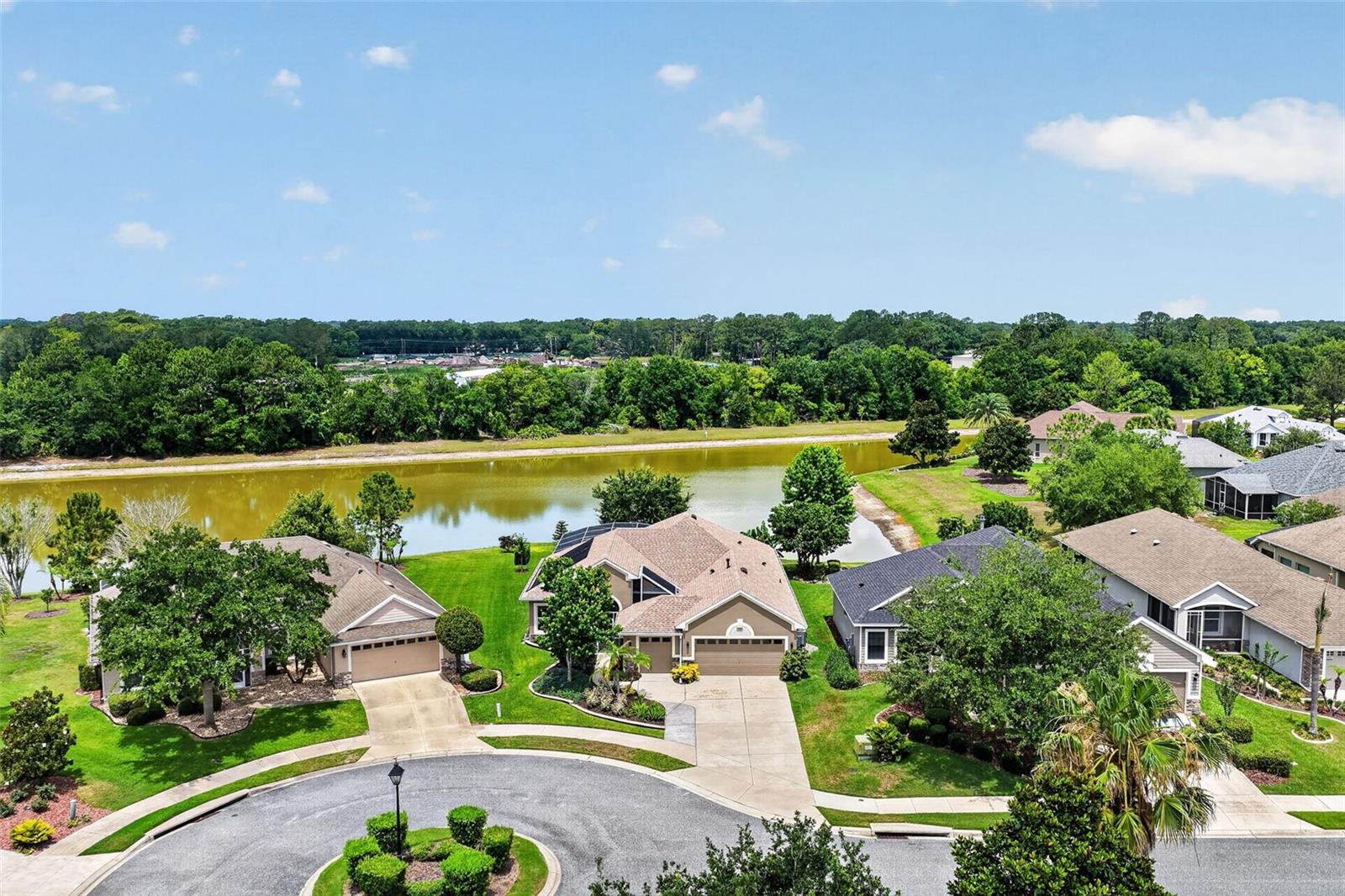 2003 BAYSIDE AVE, MOUNT DORA, FL, 32757