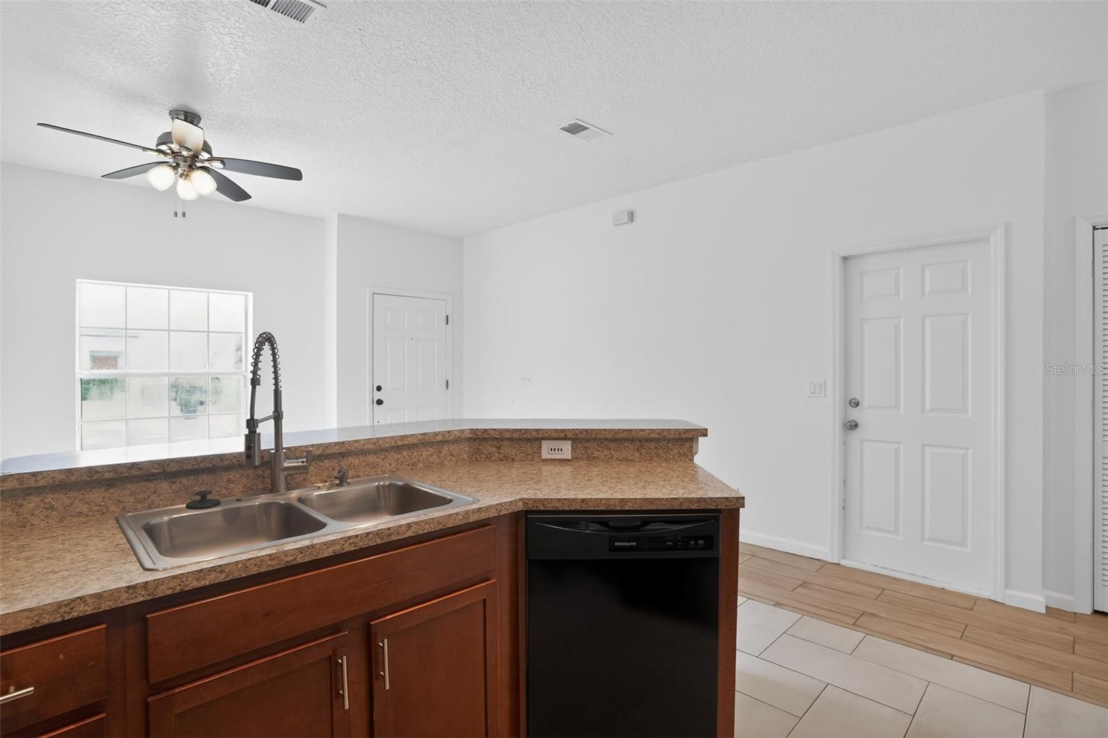 1923 YELLOWFIN DR, PORT ORANGE, FL, 32128
