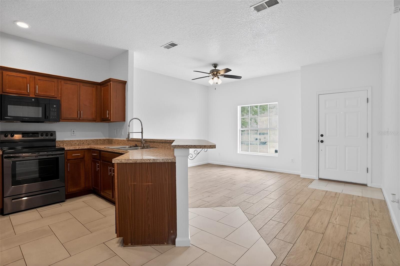 1923 YELLOWFIN DR, PORT ORANGE, FL, 32128
