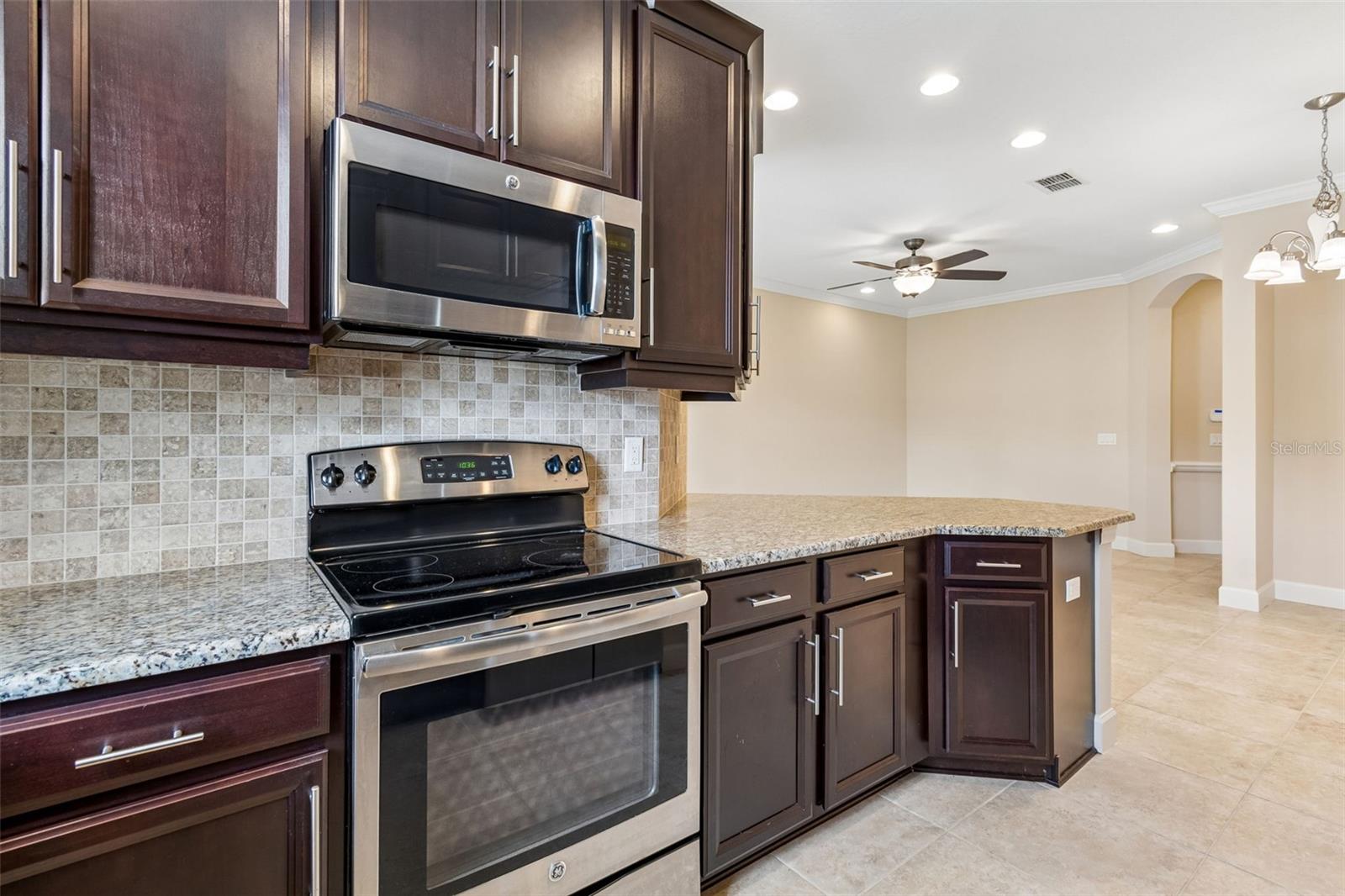 606 CABERNET WAY, OLDSMAR, FL, 34677