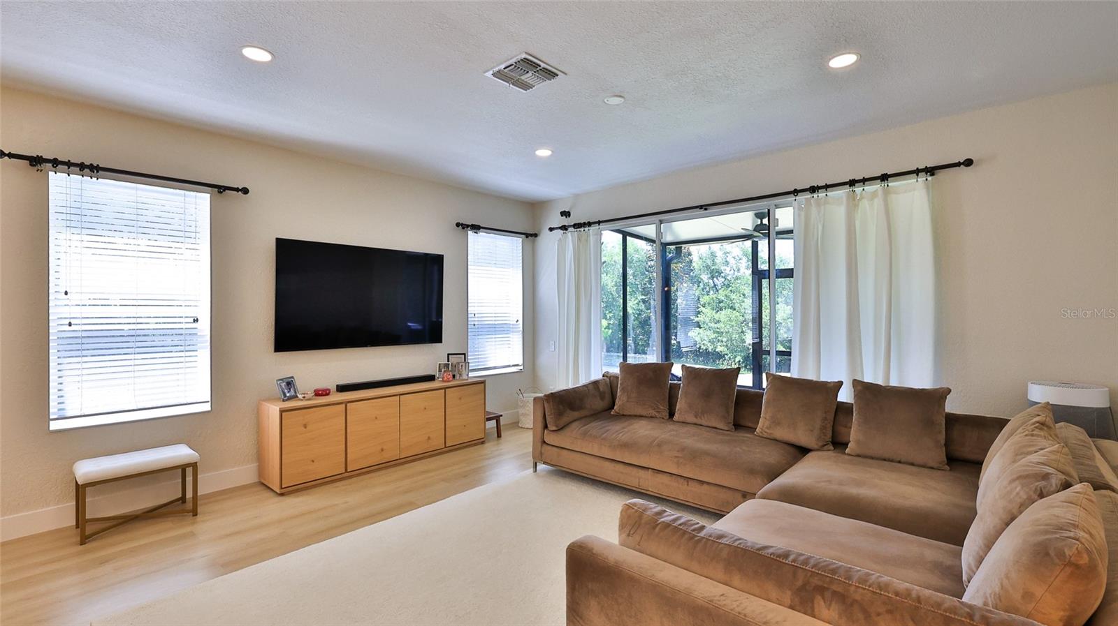 1102 BERKMAN CIR, SANFORD, FL, 32771