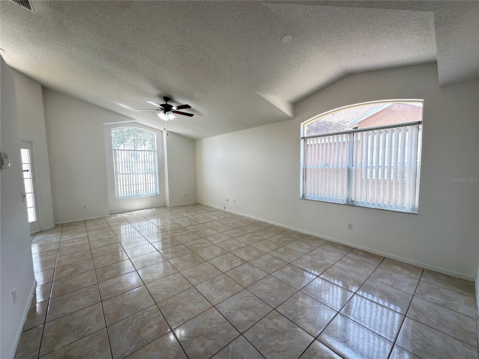 311 DOWNING CIR, DAVENPORT, FL, 33897