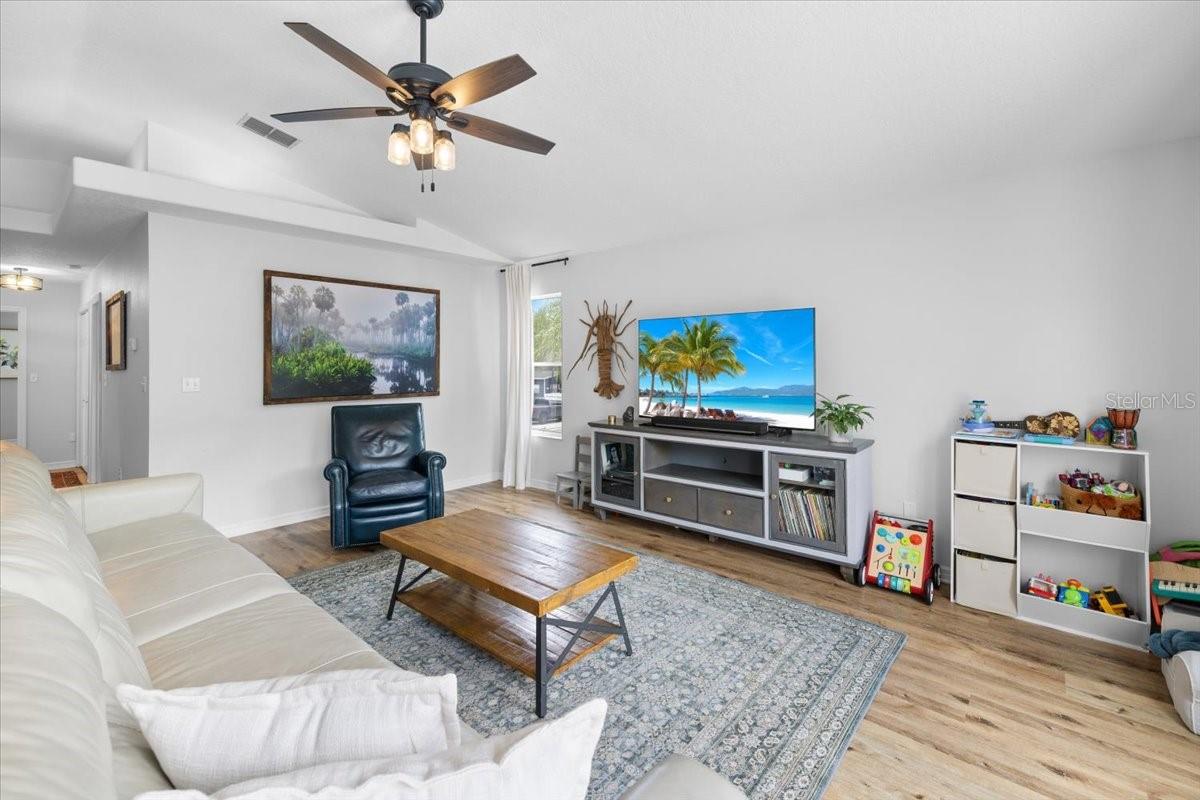 7264 ABERDEEN CT, WEEKI WACHEE, FL, 34607