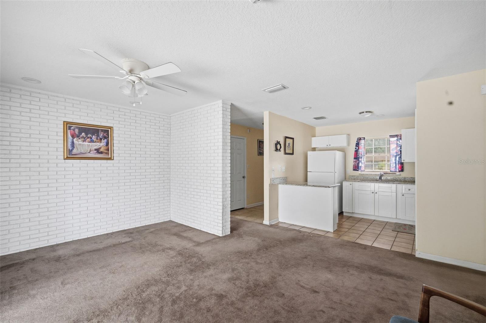4449 TARPON DR, TAMPA, FL, 33617