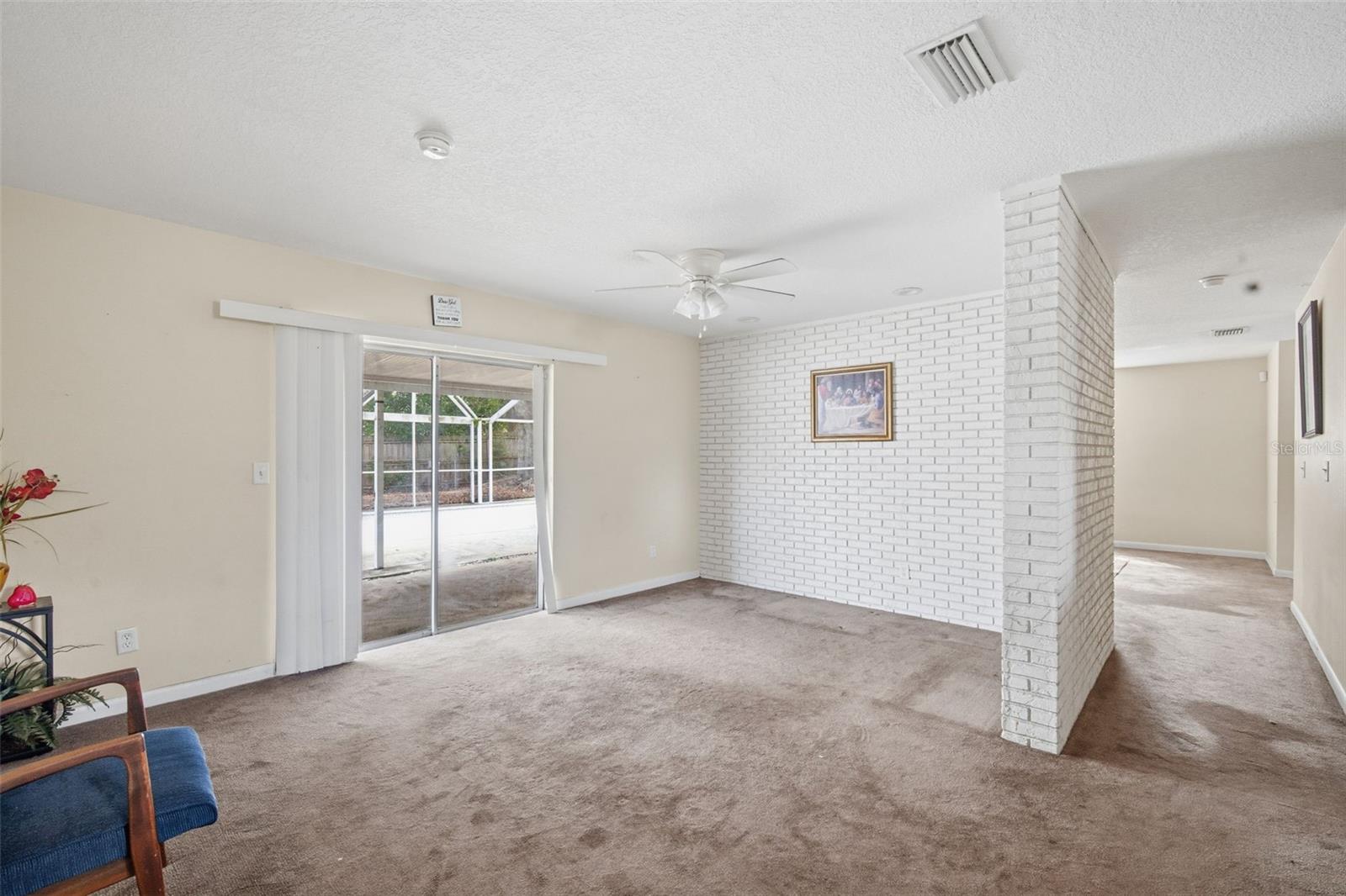 4449 TARPON DR, TAMPA, FL, 33617