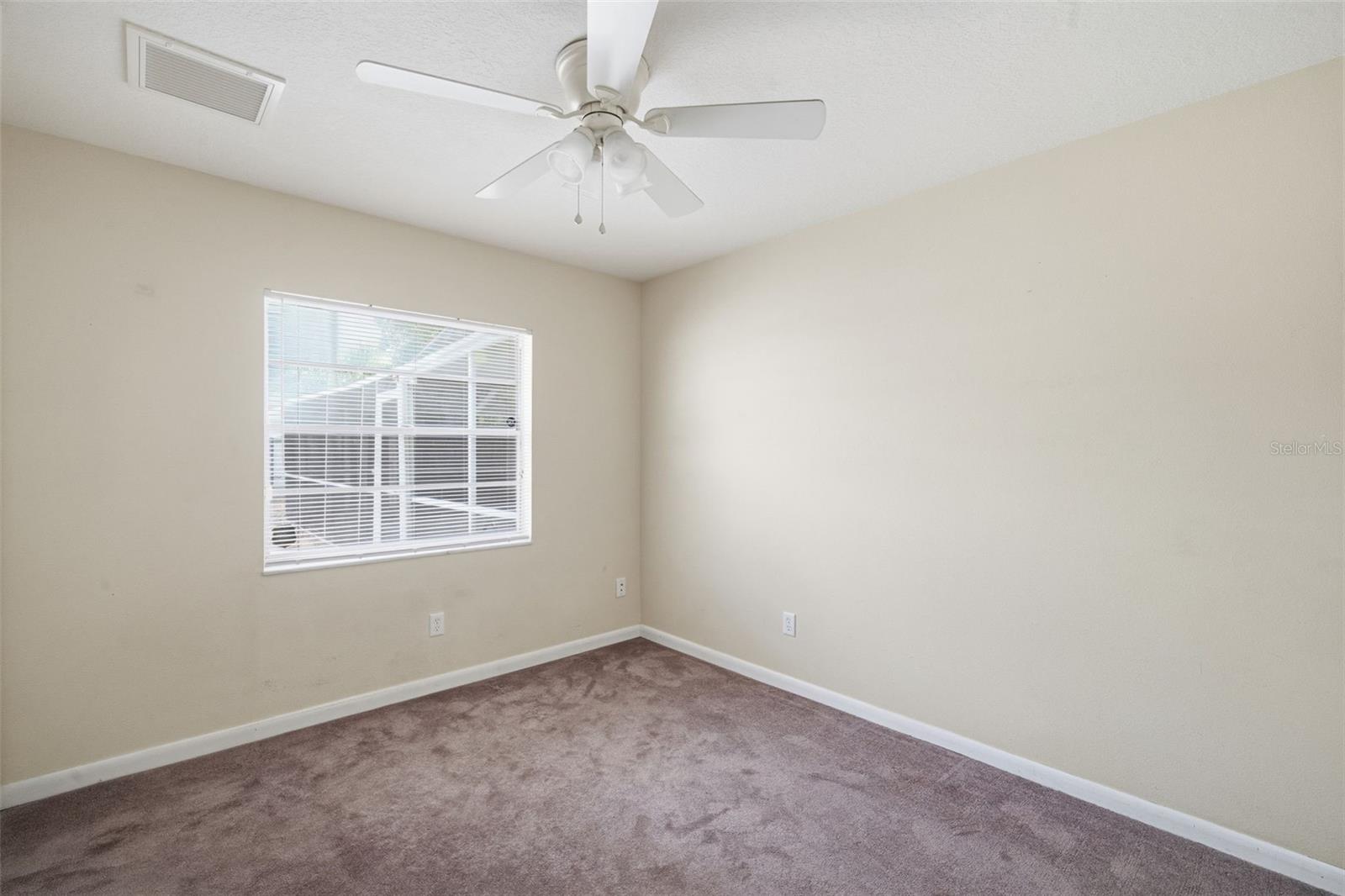4449 TARPON DR, TAMPA, FL, 33617