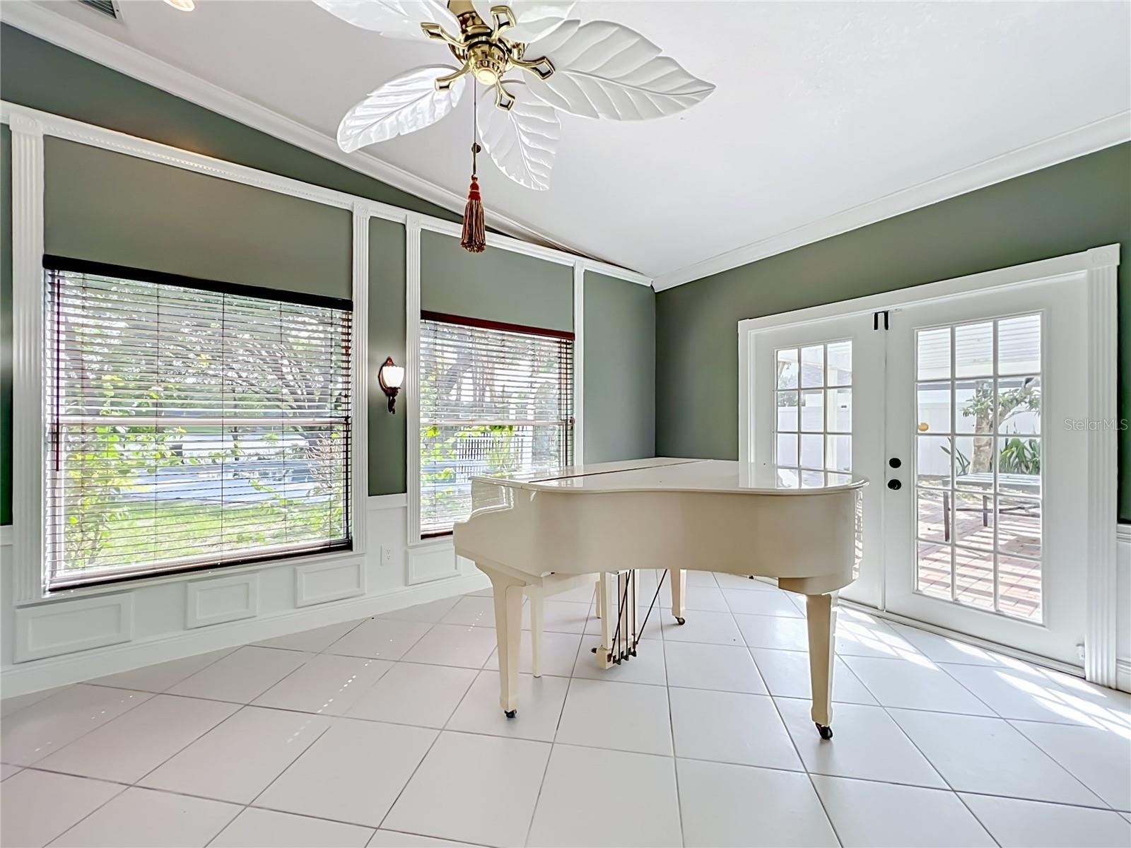 3417 PERSHING AVE, ORLANDO, FL, 32812