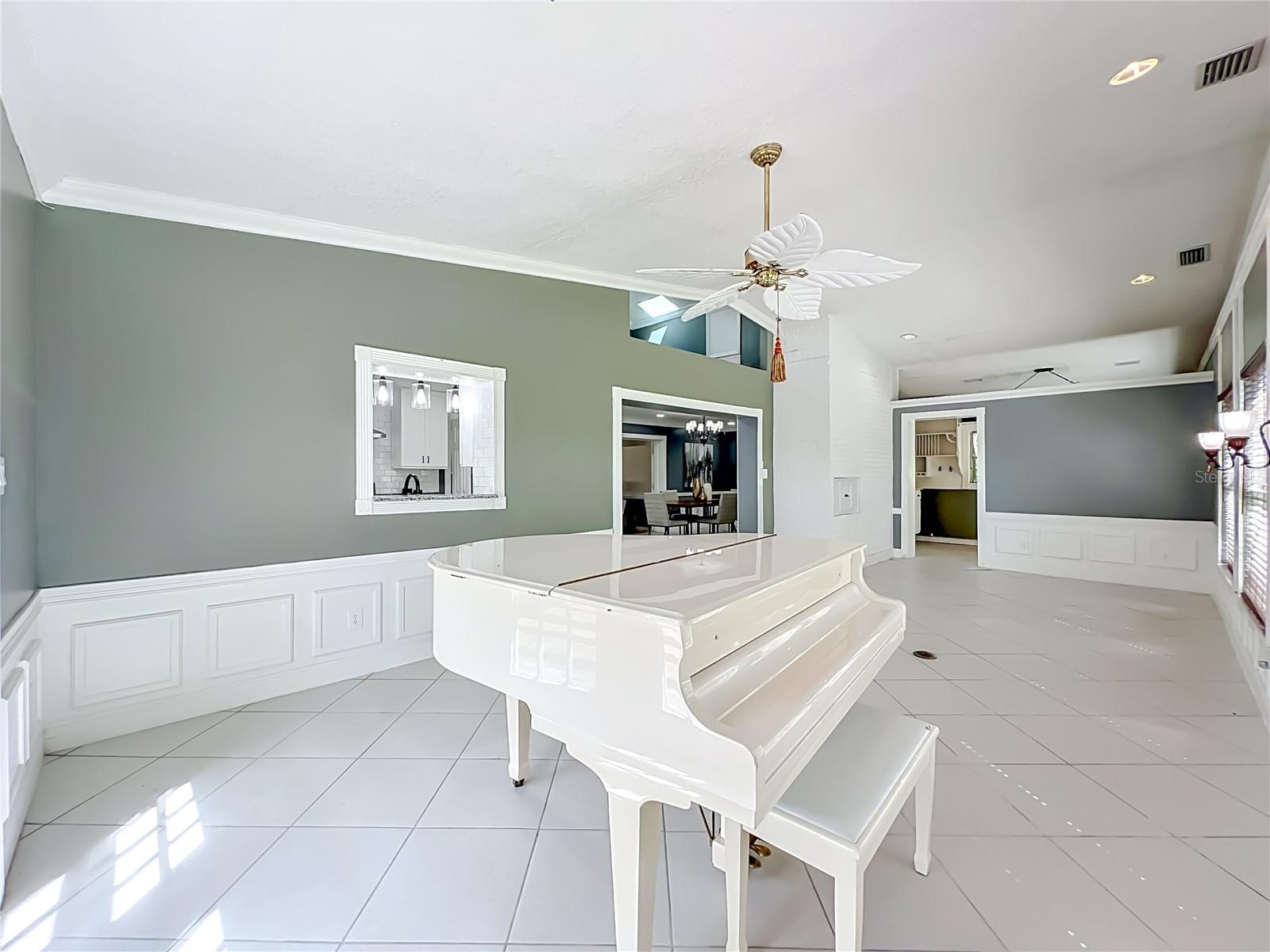 3417 PERSHING AVE, ORLANDO, FL, 32812